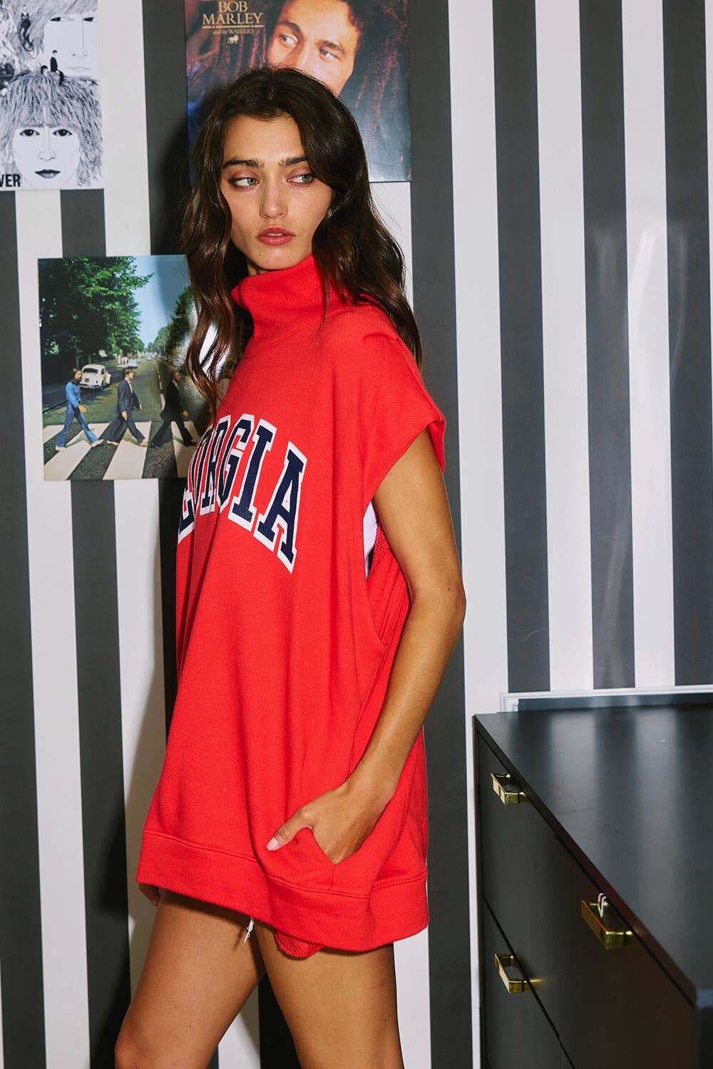 GEORGIA Mock Neck Muscle Sweatshirt