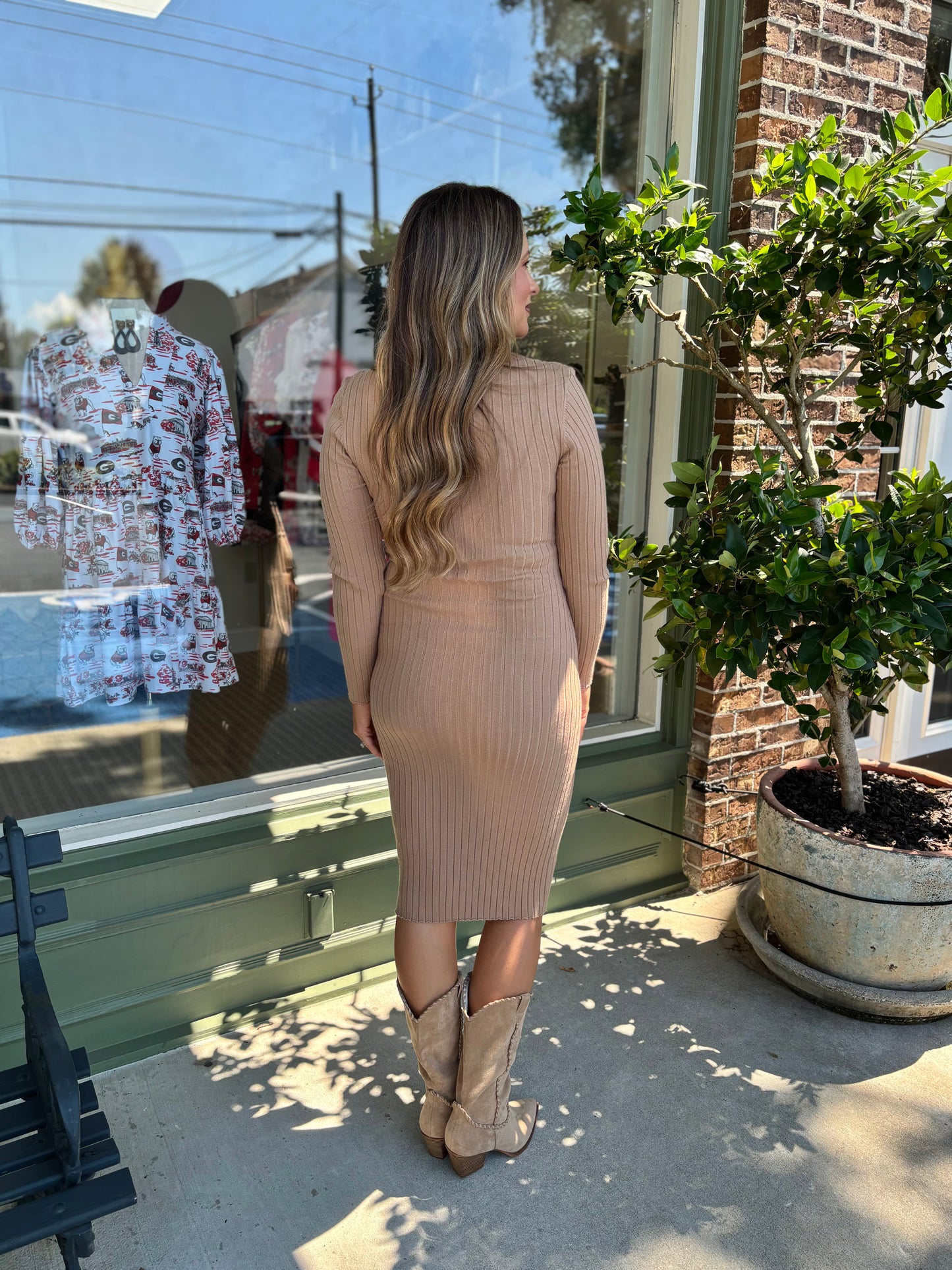 Molly Bracken - Lacy Ribbed Midi Dress - Beige