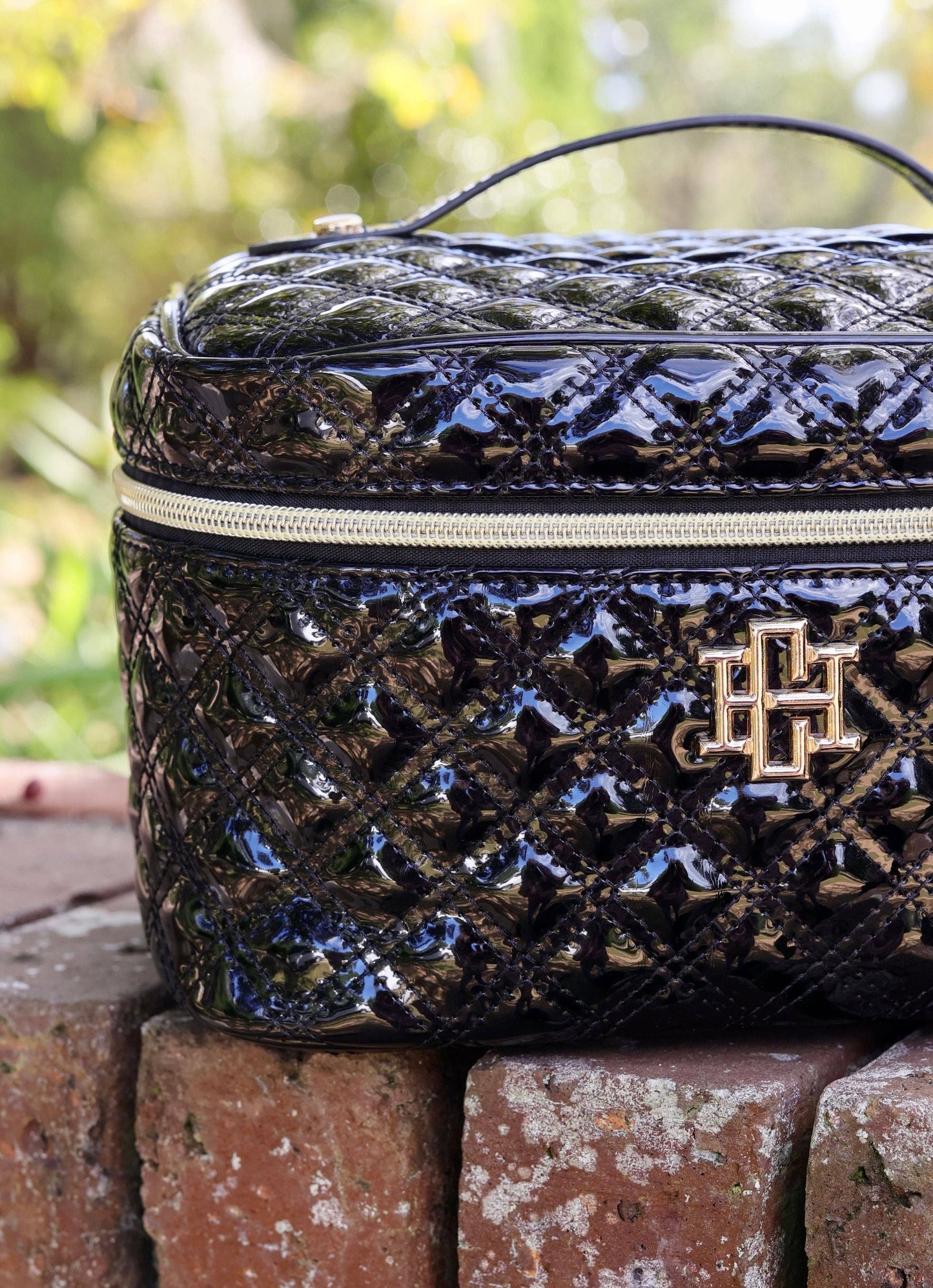 Hampton Train Case Black Patent