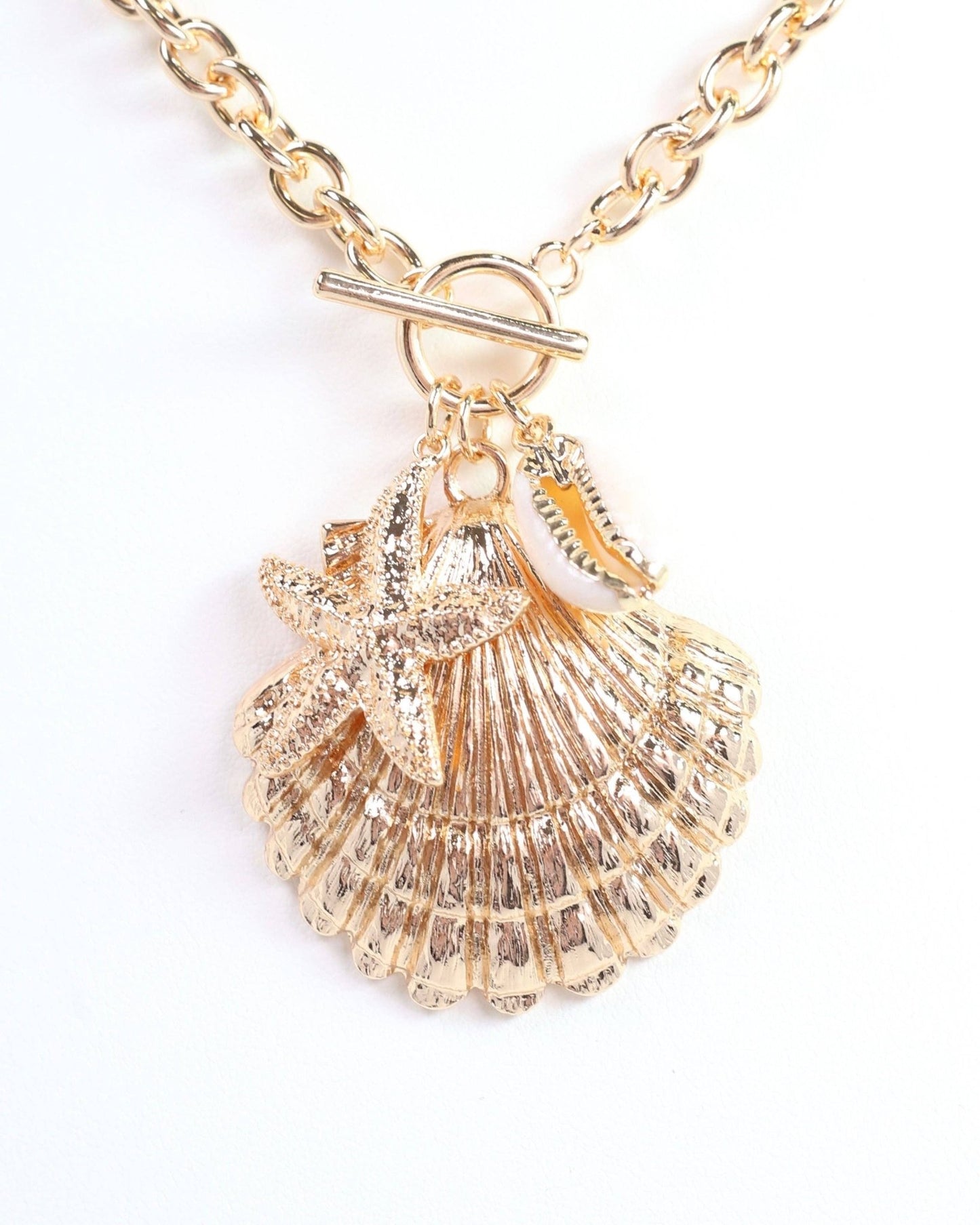 Caroline Hill - August Shell Necklace - Gold - KJ Clothier