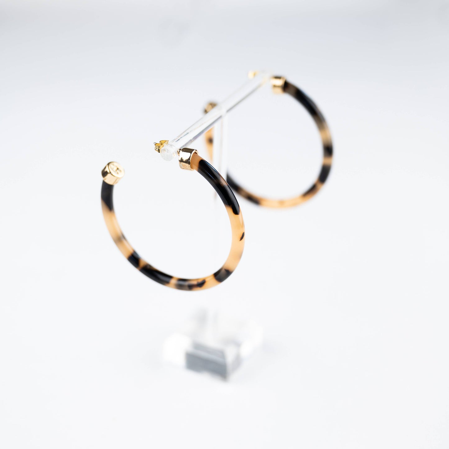 Lightweight Large Hoop Earrings - Tortoise Shell