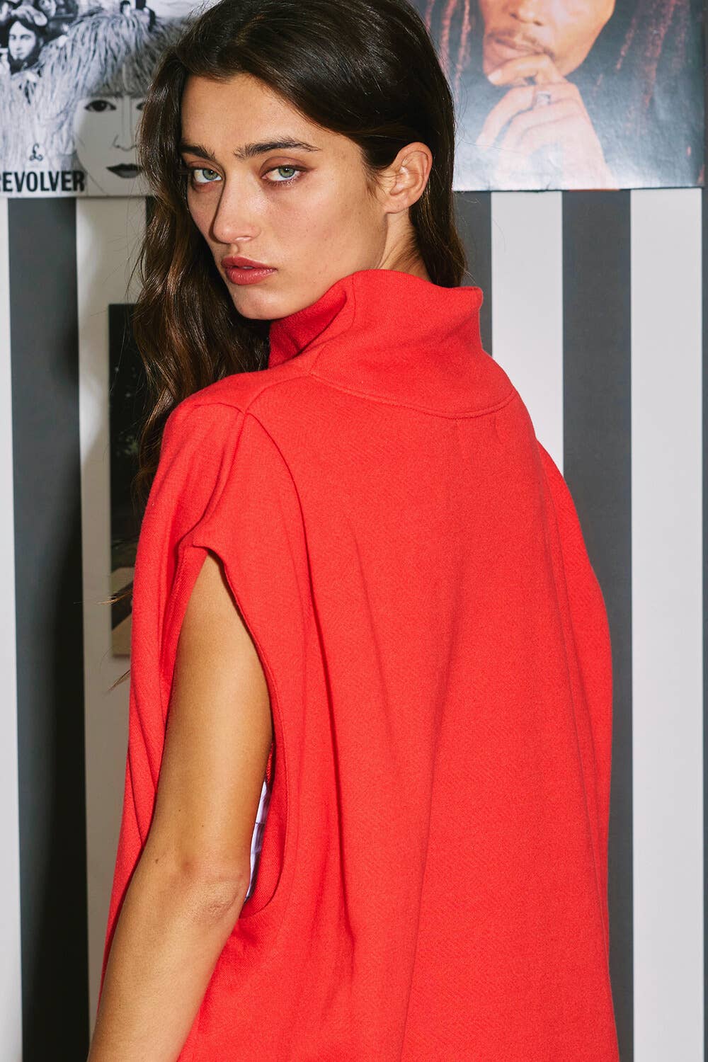 GEORGIA Mock Neck Muscle Sweatshirt