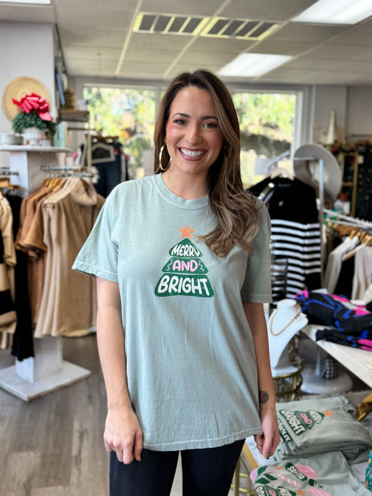 Merry & Bright Christmas Tee - Bay - KJ Clothier