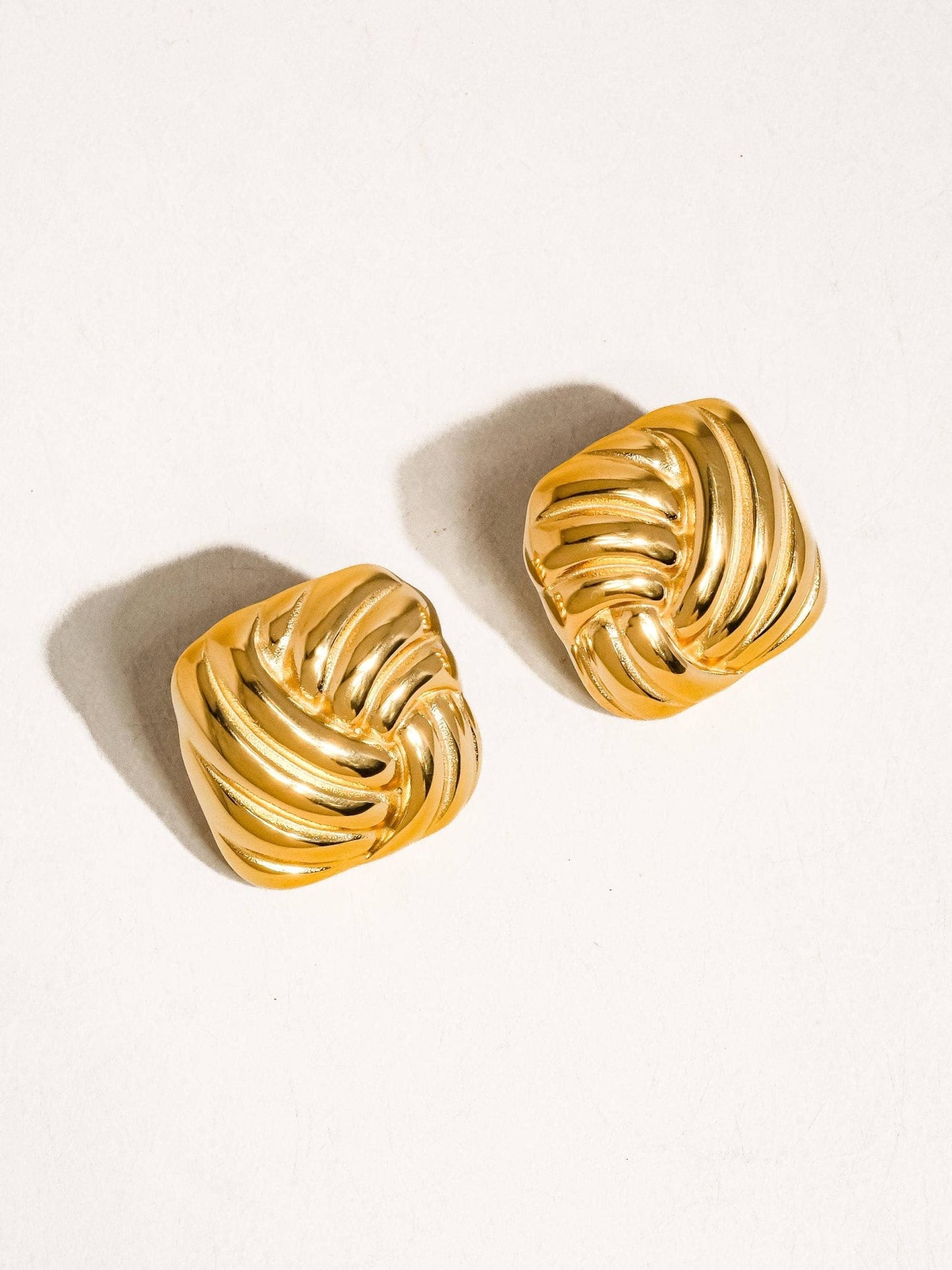 Thel 18K Gold Non - Tarnish Wavy Square Studs: Yellow Gold - KJ Clothier