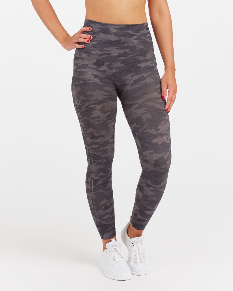 Spanx Look At Me Now Seamless Camo Leggings Medium Full Length Camouflage 