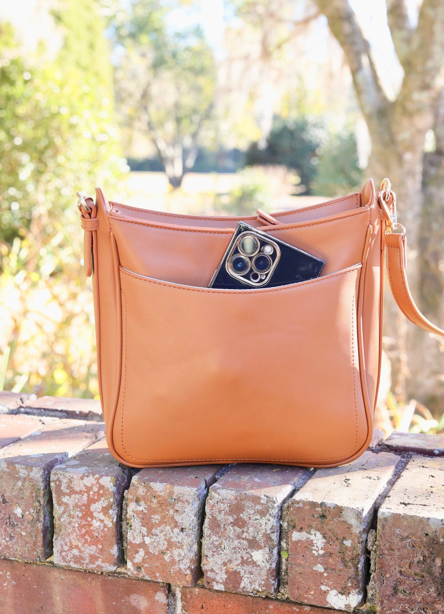 Caroline Hill - Bethany Crossbody - Camel