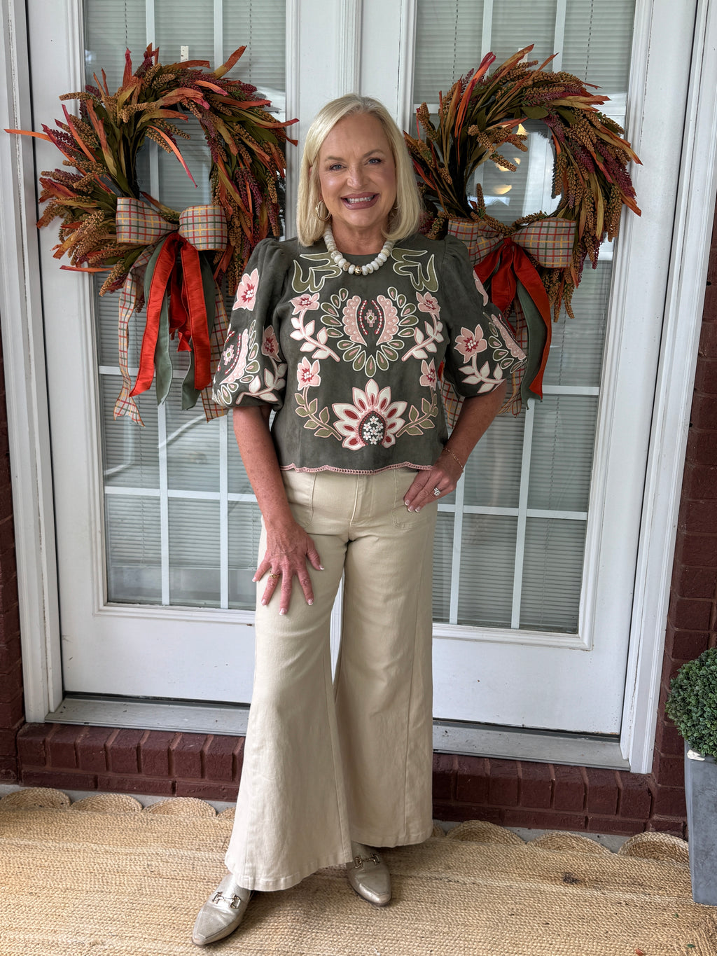 Suede Puff Sleeve Embroidered Flower Top - Olive