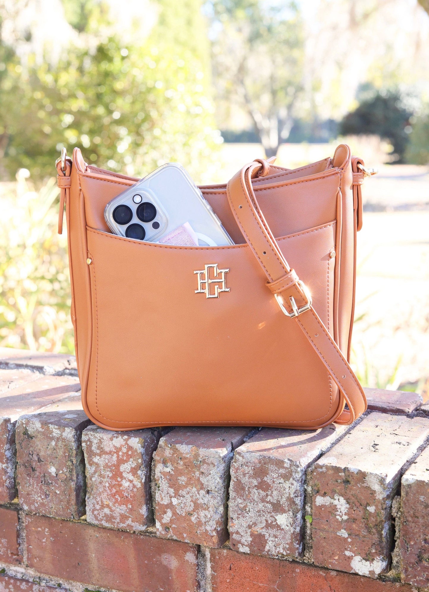 Caroline Hill - Bethany Crossbody - Camel