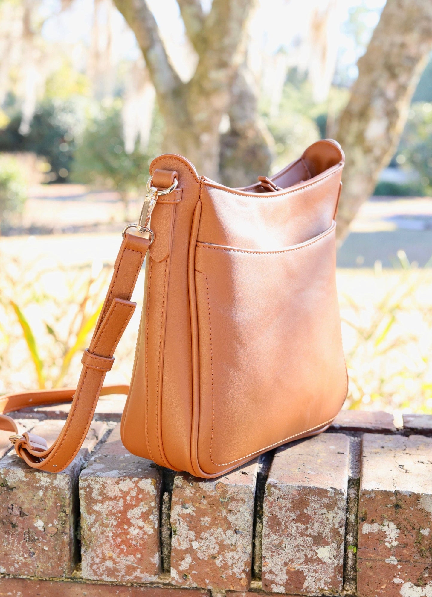 Caroline Hill - Bethany Crossbody - Camel