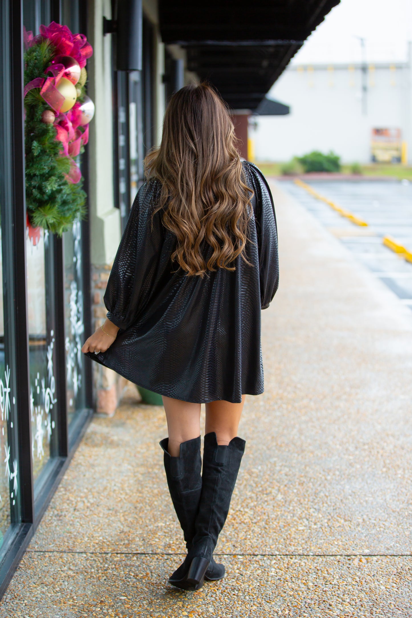 Savannah High Ruffle Collar Dress - Black Mamba