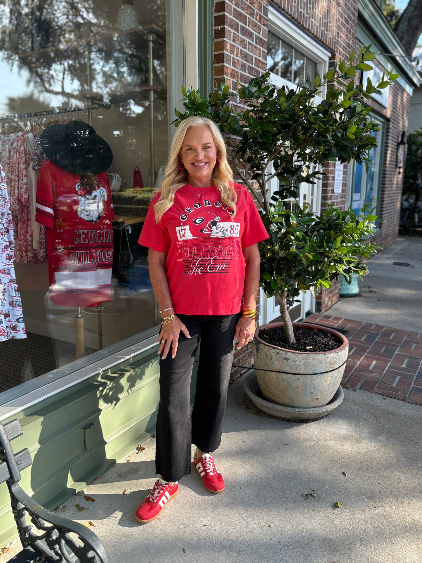 Stewart Simmons - Georgia Distressed Boyfriend Tee