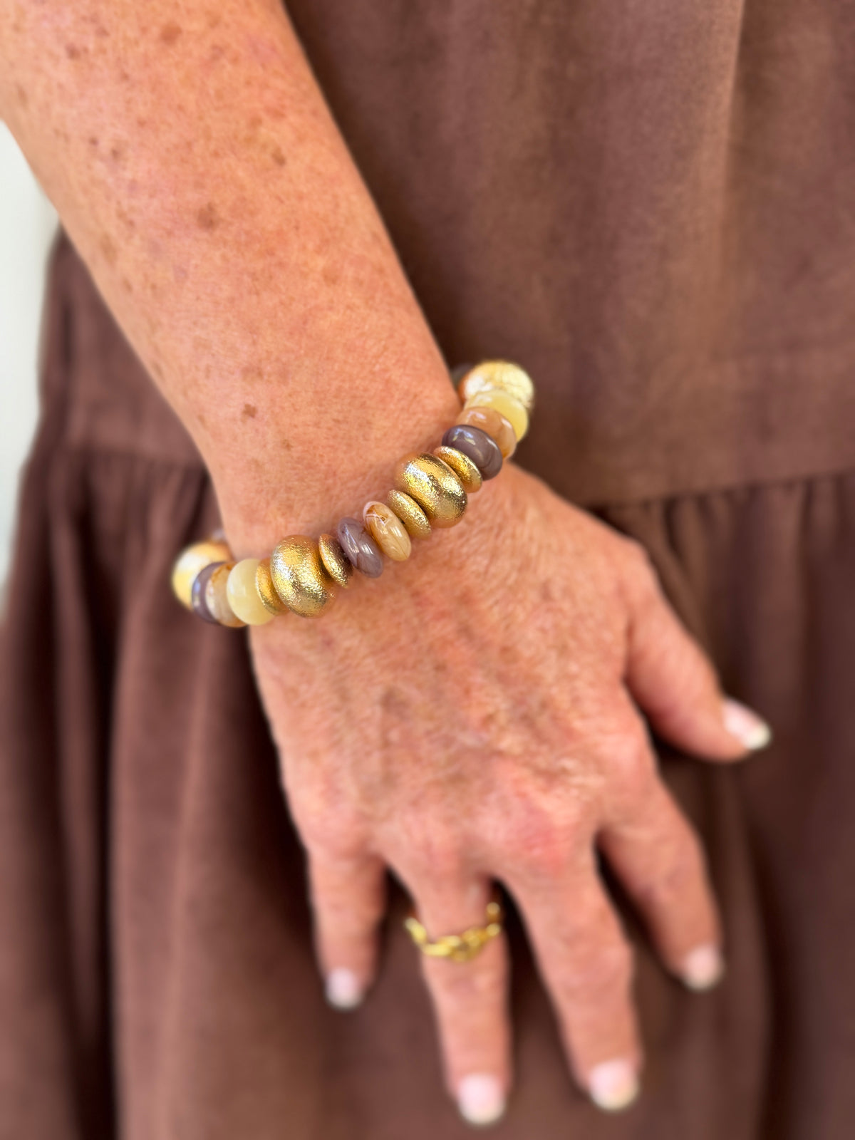 Rondelle Bead & Metal Bracelet - Taupe Multi