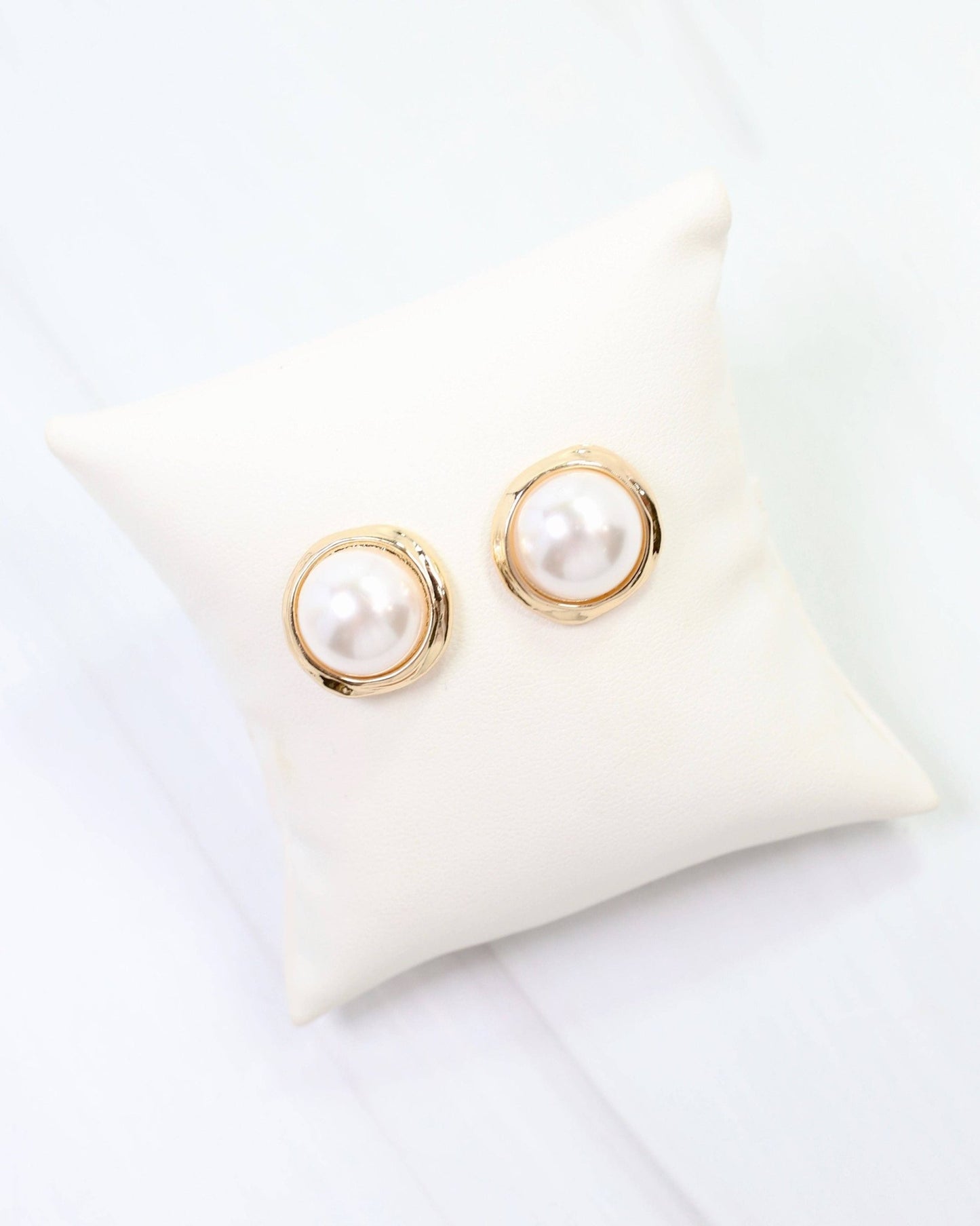 Alton Pearl Stud Earring - Gold - KJ Clothier