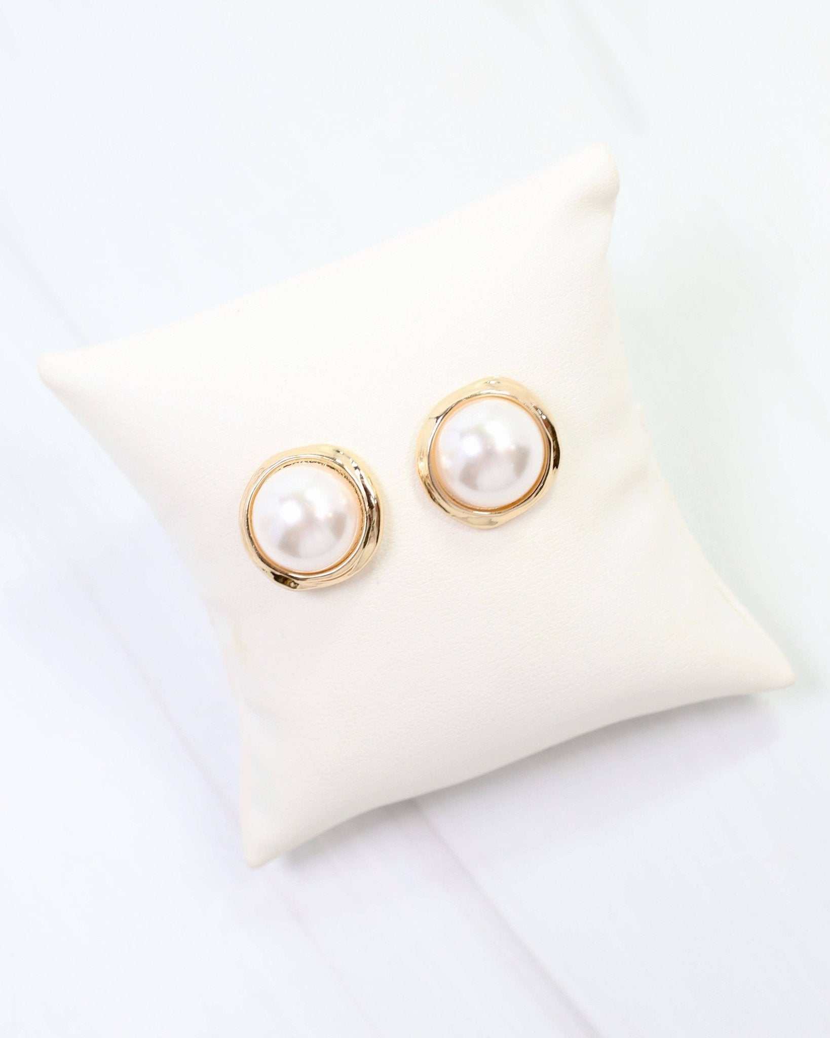 Alton Pearl Stud Earring - Gold - KJ Clothier