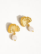 Béatrice 18K Gold Non - Tarnish Floral Pearl Earring: Yellow Gold - KJ Clothier