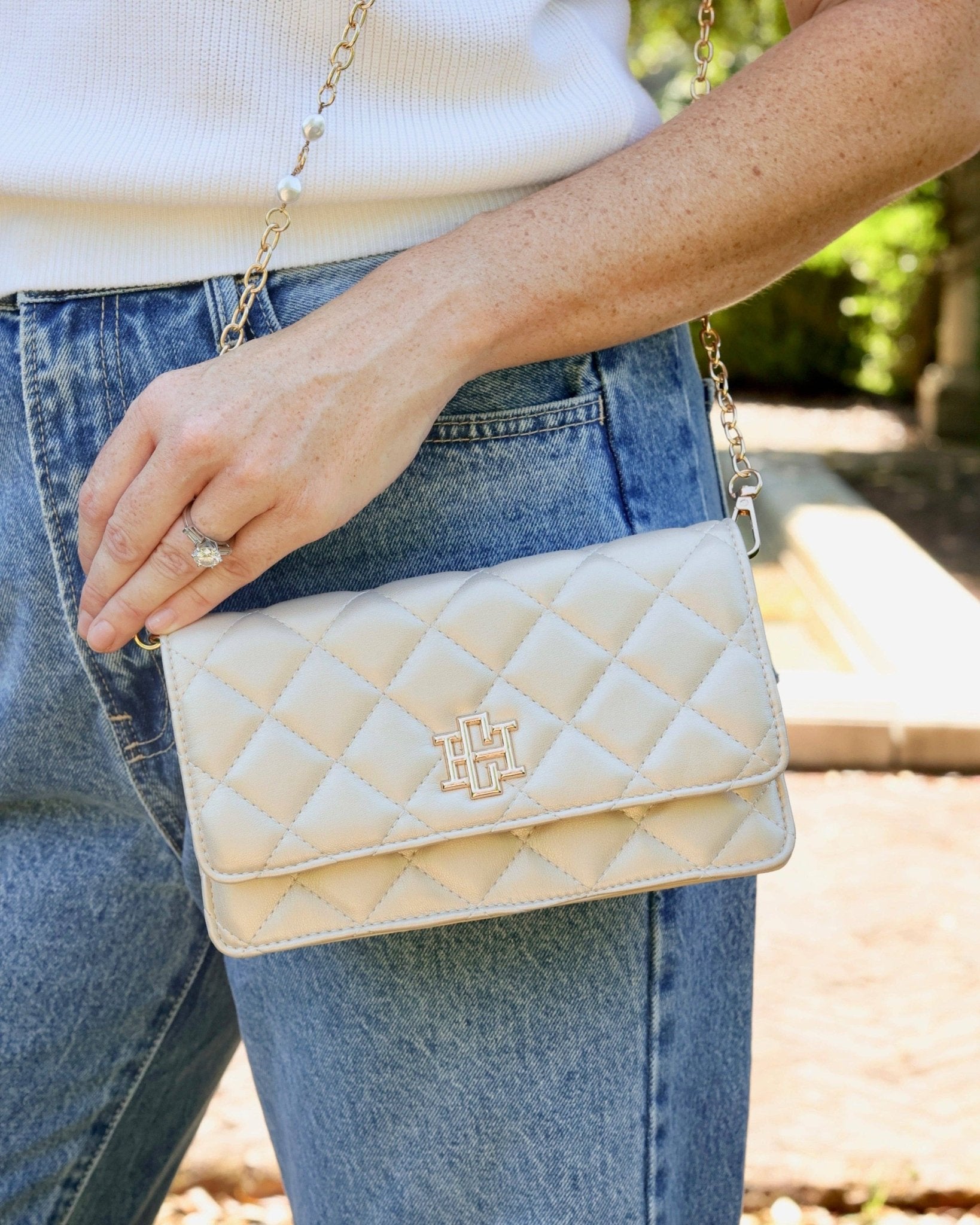 Caroline Hill - Brynleigh Clutch Crossbody - Pearl Quilted - KJ Clothier