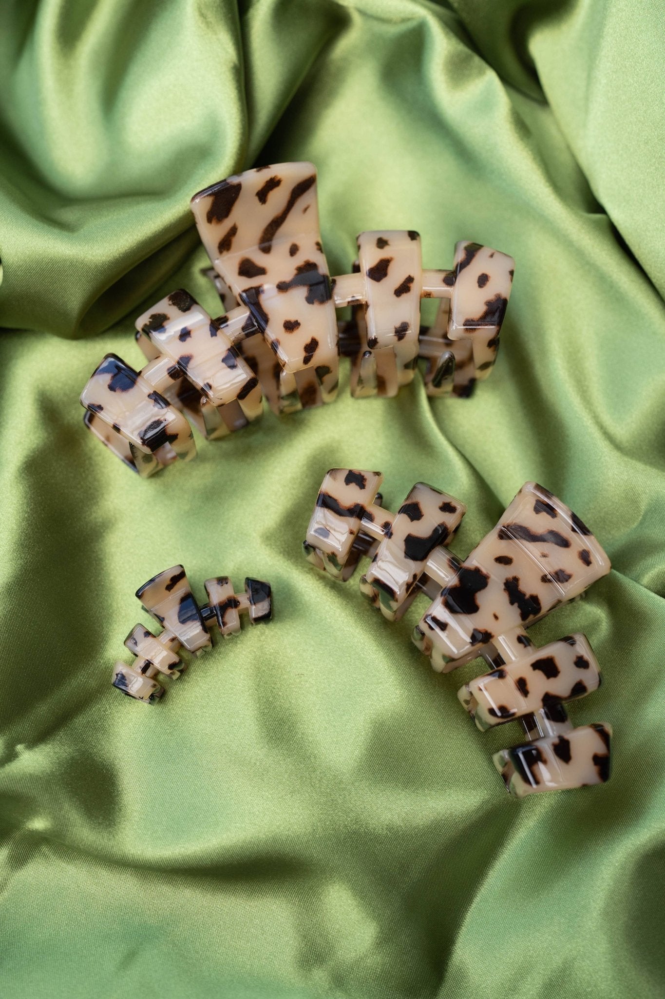 Classic Hair Clip | Large | Blonde Tortoise - KJ Clothier