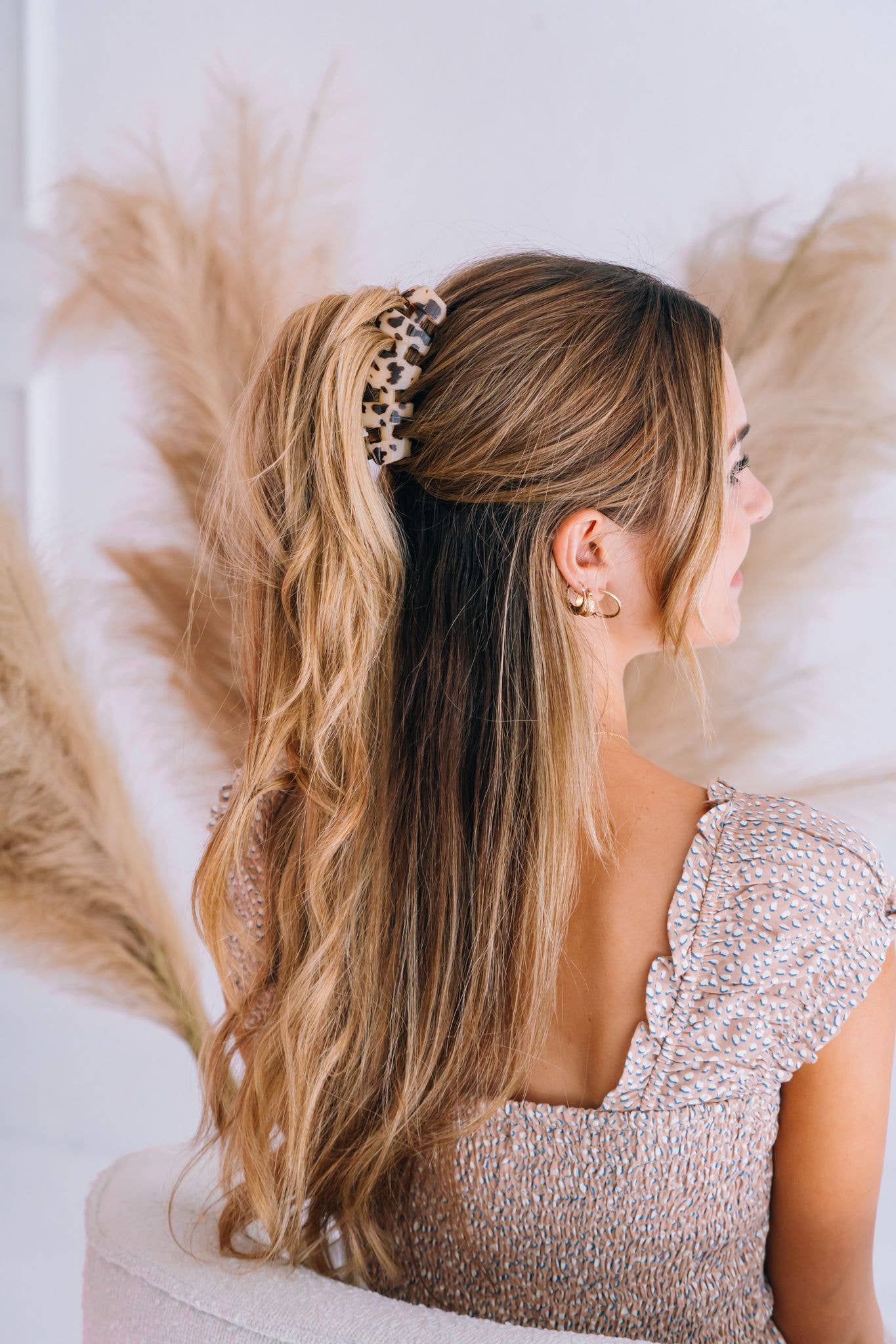 Classic Hair Clip | Medium | Blonde Tortoise - KJ Clothier