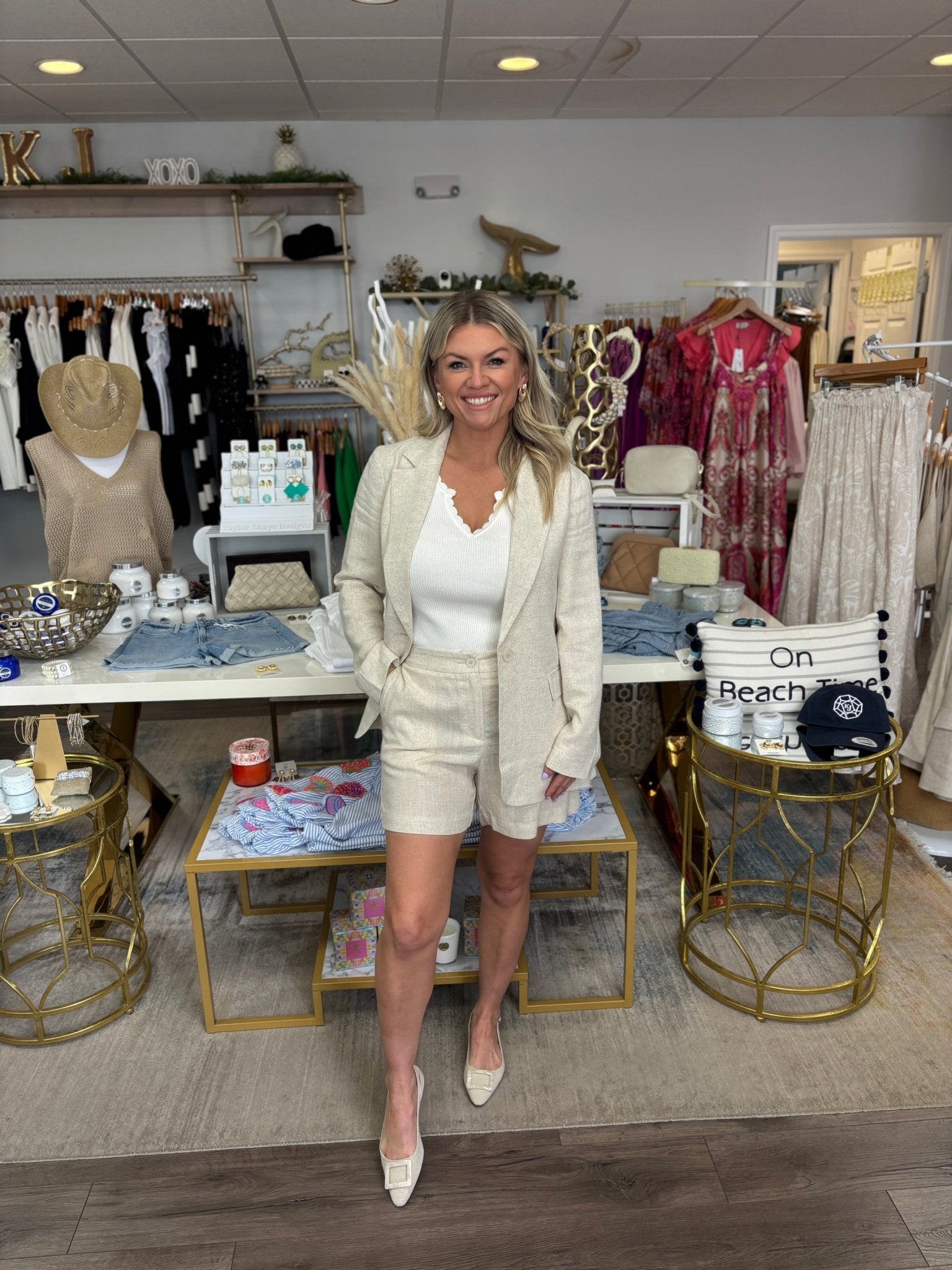 Classic Linen Shorts - Light Beige - KJ Clothier