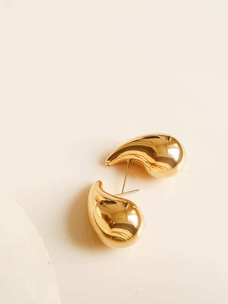 Colette 18K Gold Non - Tarnish Large Huggie Droplet Earring: Yellow Gold - KJ Clothier