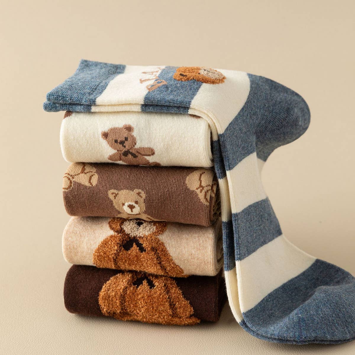 Cute Simple Brown Bear Pattern Crew Socks - KJ Clothier