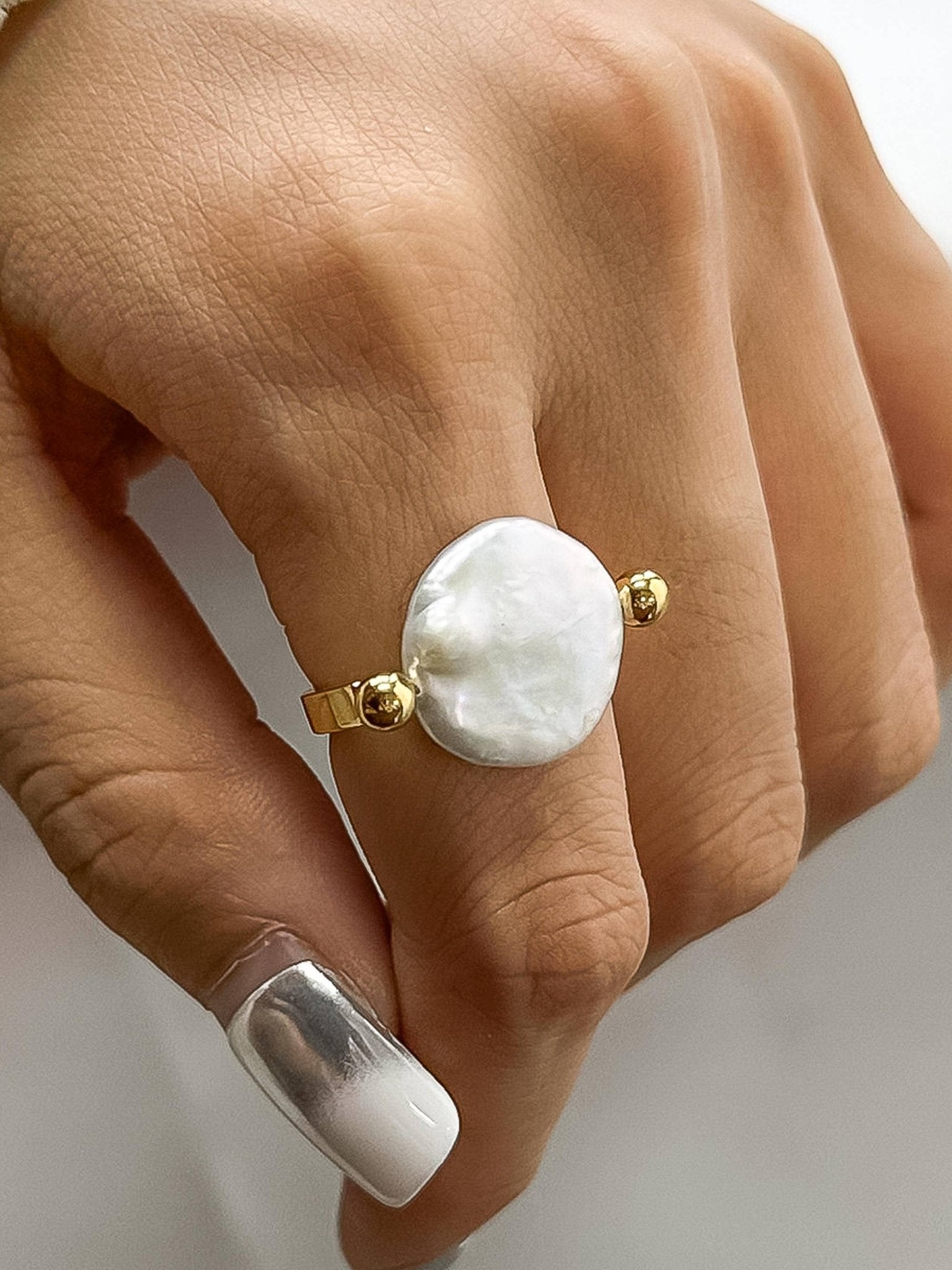 Déodat 18K Gold Non - Tarnish Baroque Pearl Ring: Yellow Gold - KJ Clothier
