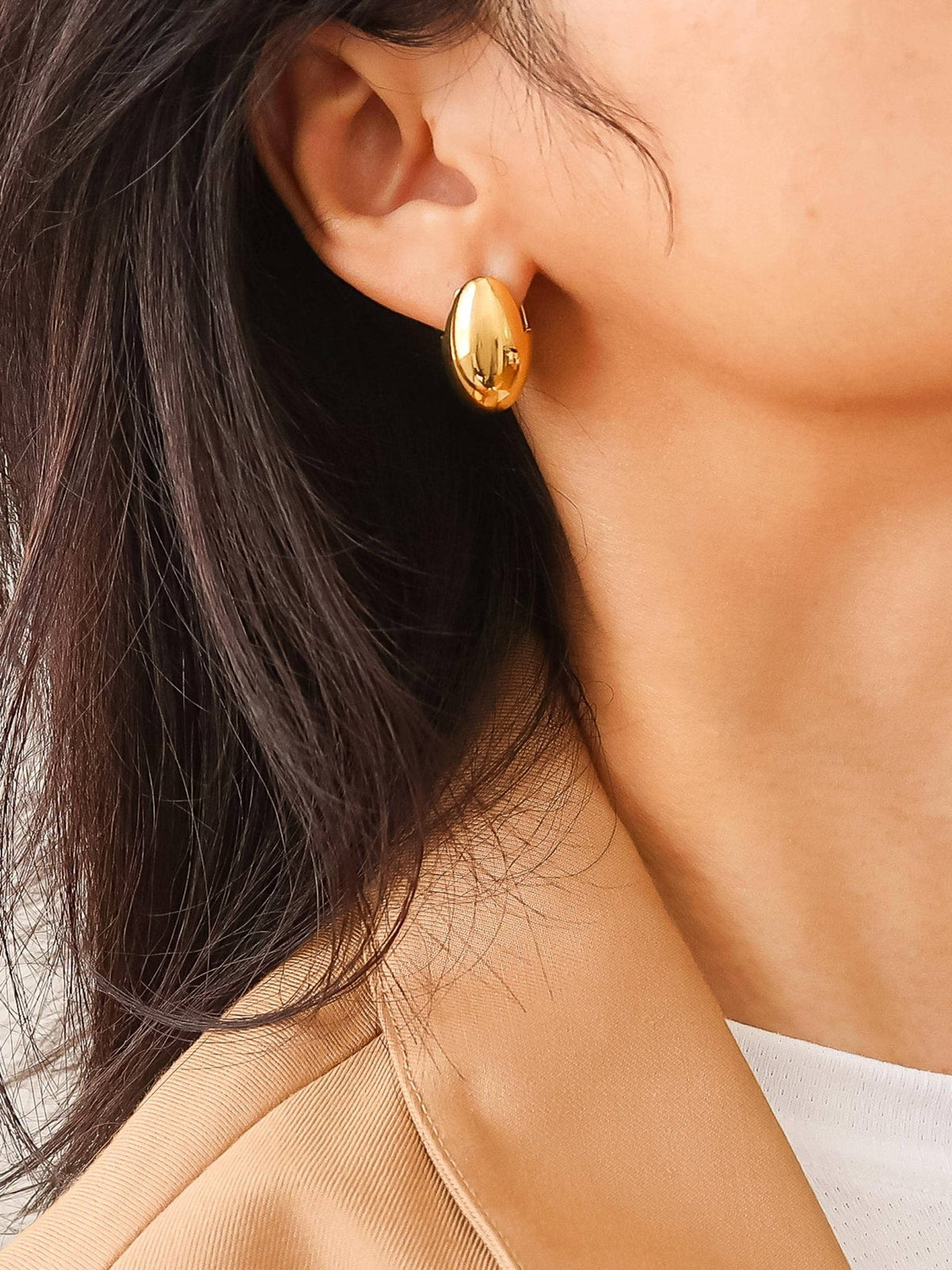 Elio 18K Gold Non - Tarnish Classic Oval Droplet Earring: Yellow Gold - KJ Clothier