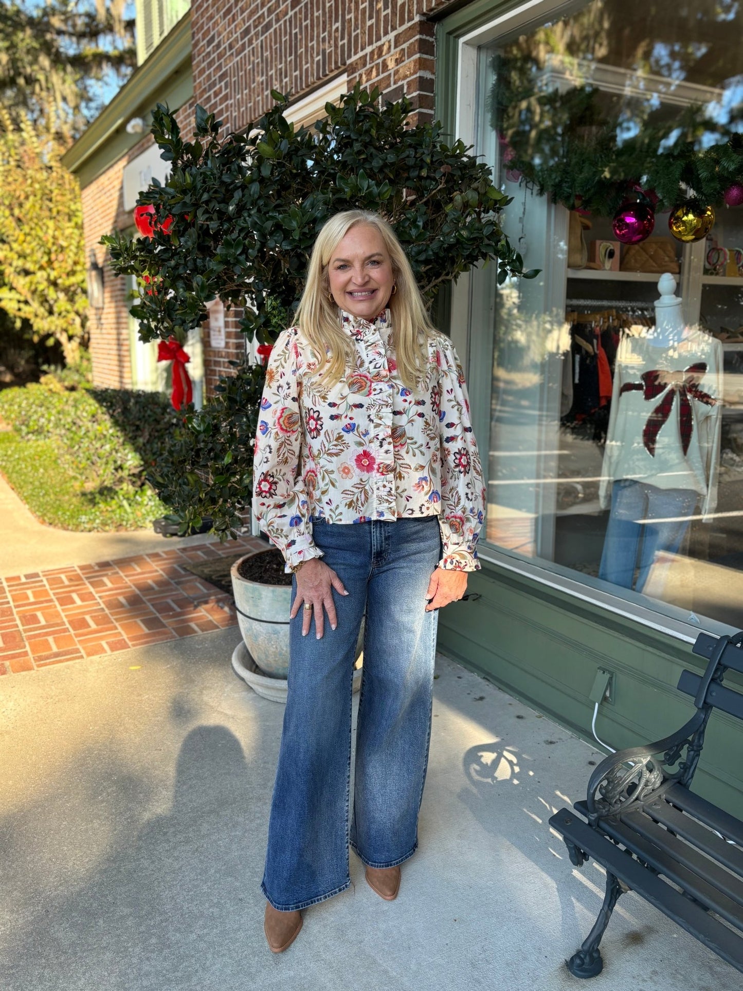 Floral Fields Top - Ivory - KJ Clothier