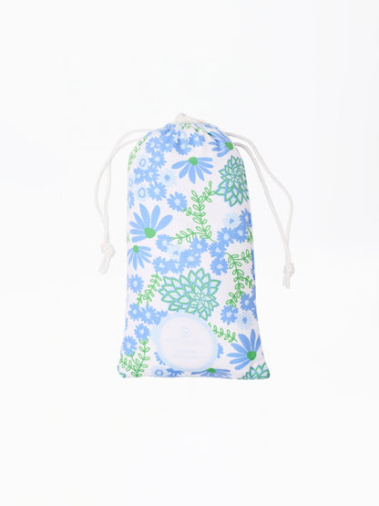 Mary Square - Quick Dry Beach Towel - Daisy Chain White - KJ Clothier
