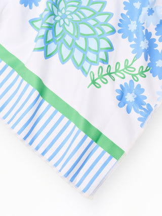 Mary Square - Quick Dry Beach Towel - Daisy Chain White - KJ Clothier