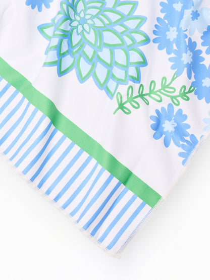 Mary Square - Quick Dry Beach Towel - Daisy Chain White - KJ Clothier