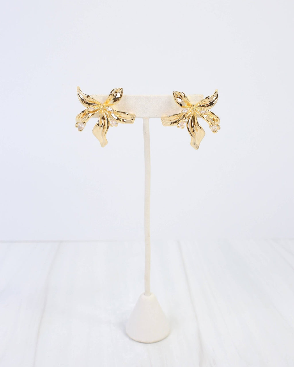 Millburn CZ Flower Earring WR - Gold - KJ Clothier