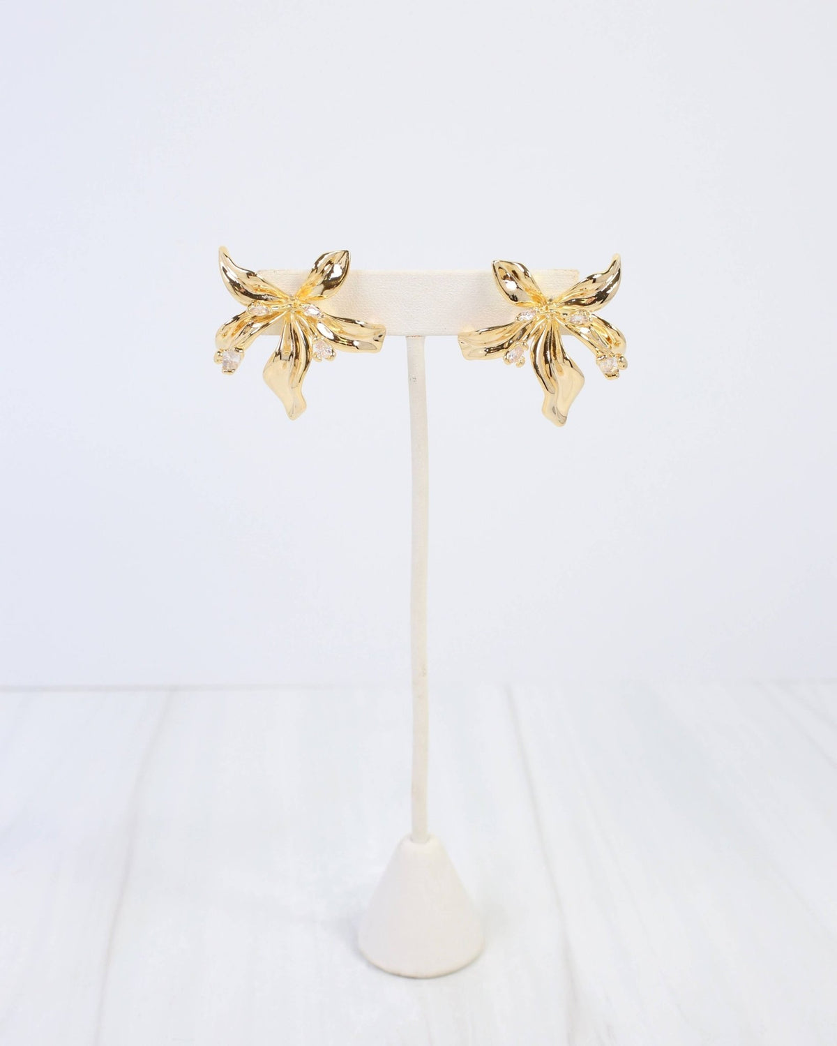 Millburn CZ Flower Earring WR - Gold - KJ Clothier