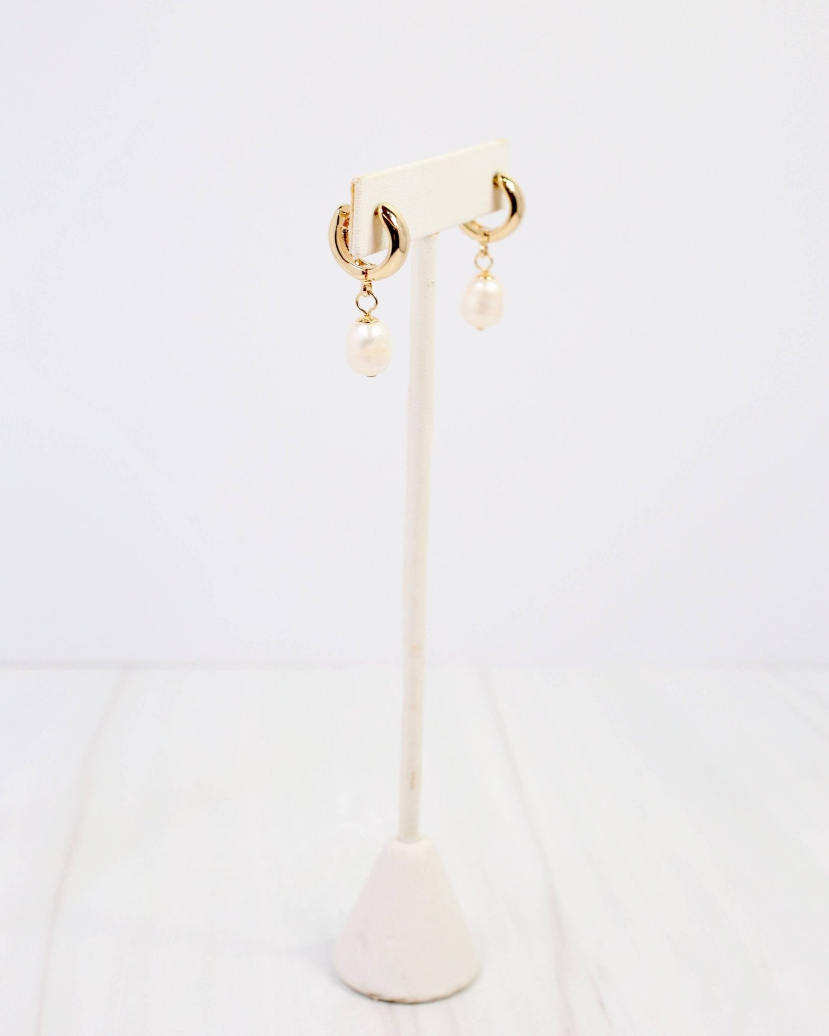 Niles Pearl Huggie Earring - Gold - KJ Clothier