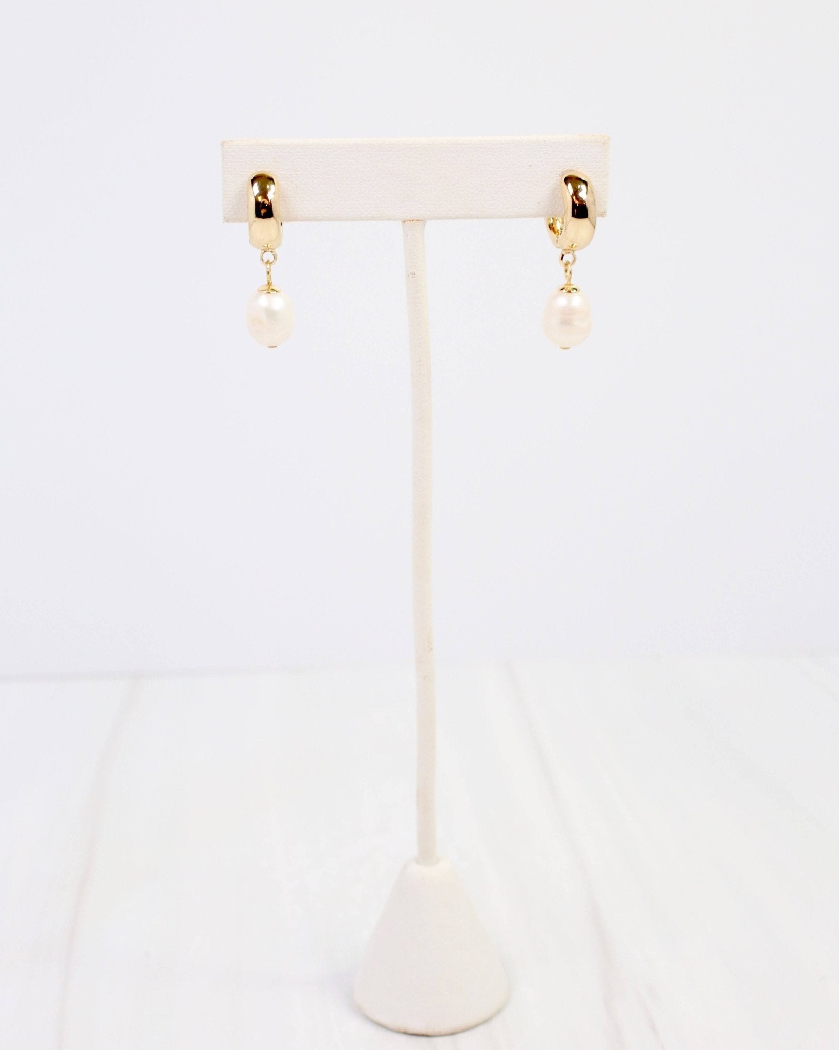 Niles Pearl Huggie Earring - Gold - KJ Clothier