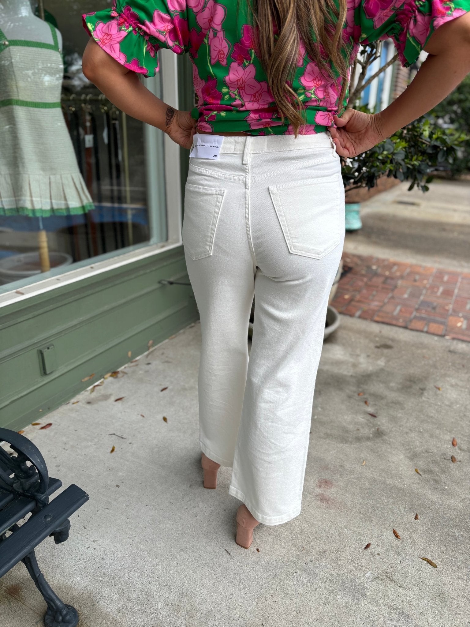 Patch Pocket Wide Leg Jeans - KJ Clothier