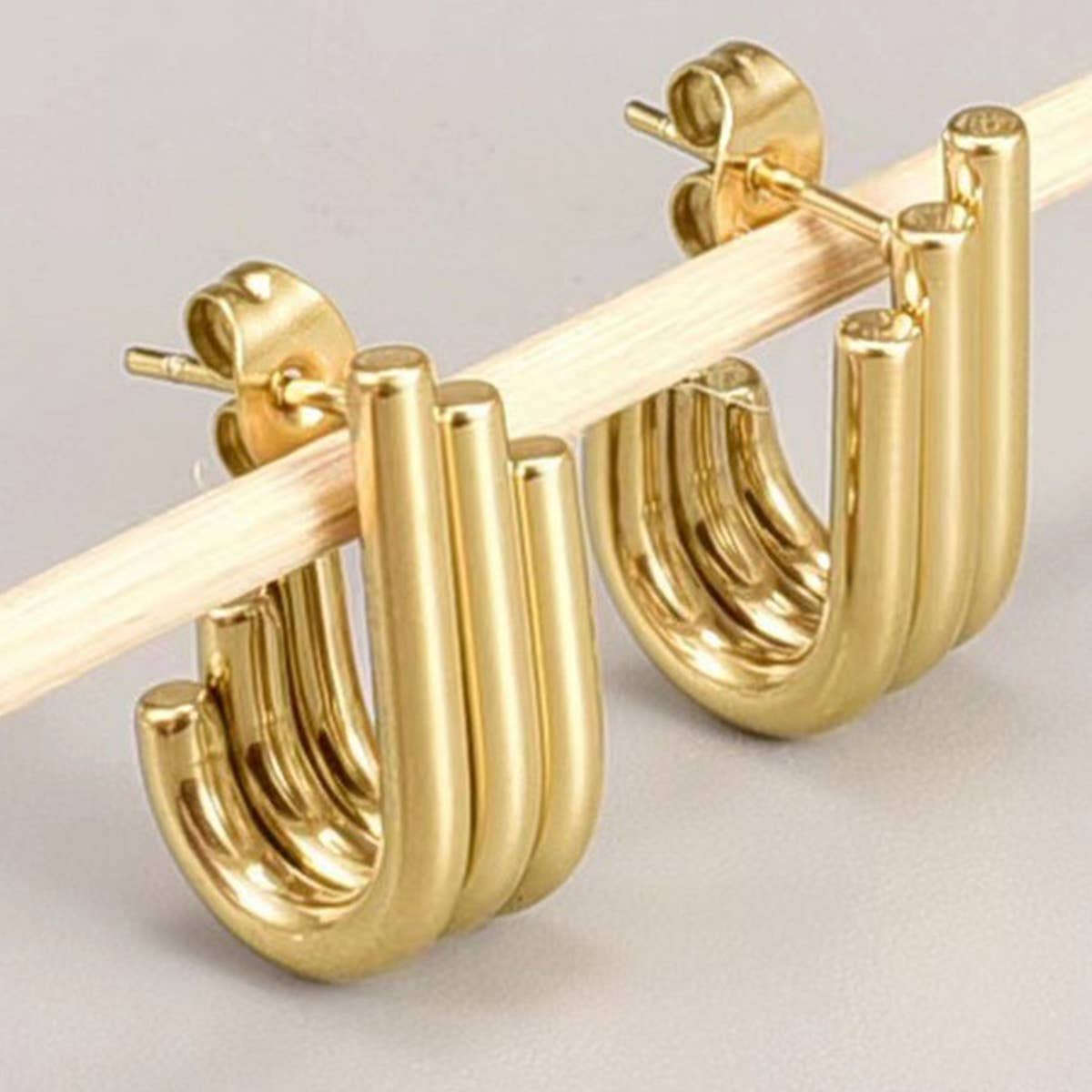 U - Shape Chunky Earrings - KJ Clothier
