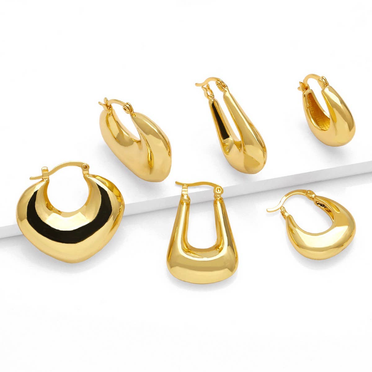 U - Shape Minimalist Gold Earrings - KJ Clothier
