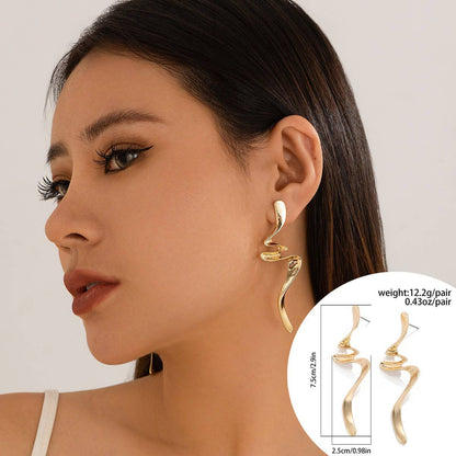 Wrinkle Earrings - Gold - KJ Clothier