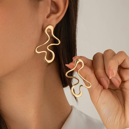 Wrinkle Earrings - Gold - KJ Clothier
