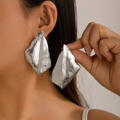 Wrinkle Earrings - Gold - KJ Clothier