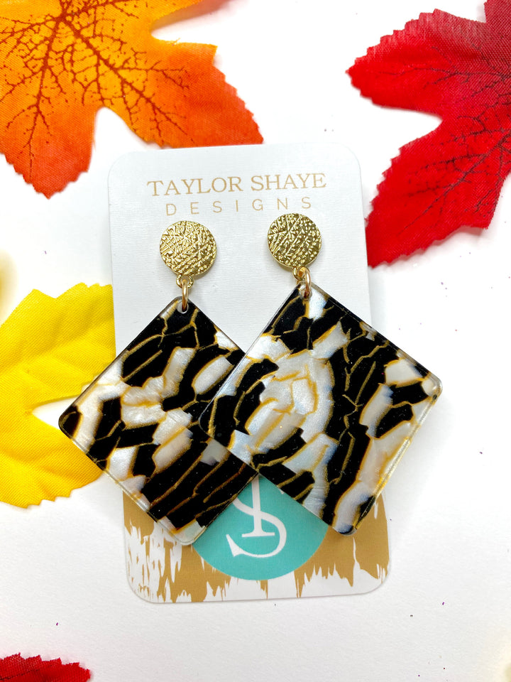 Taylor Shaye Designs - Black Marble Acrylic Closed Diamonds